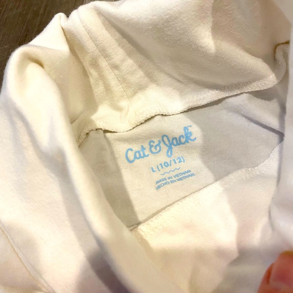 Girls White Turtleneck size Large 💰3/$15 SaLe💰 - Picture 3 of 3